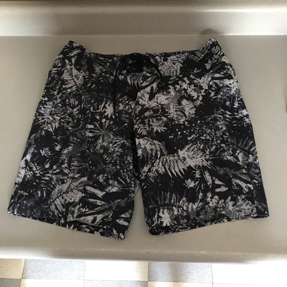 Men’s Lululemon Shorts